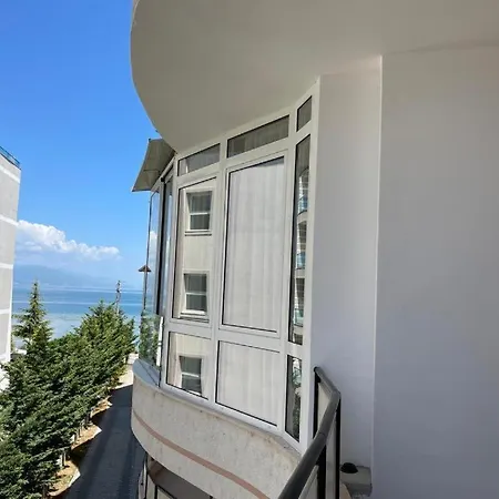Apartment Mikpritja Pogradec, Tushemish 4 *